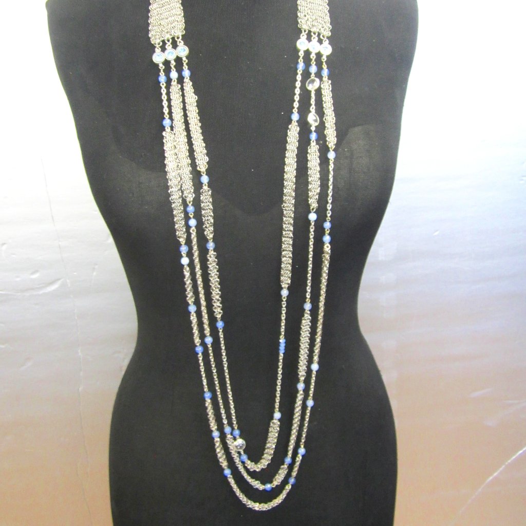 Ferrara Whiting And Davis Blue Vintage Bead Necklace